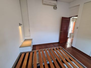 Depa duplex en alquiler super iluminado de 2 dormitorios en San Isidro a 1 cuadra del Olivar