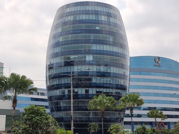 VENTA  OFICINA  96,66 MT2    EDIFICIO 100 BUSINESS CENTER