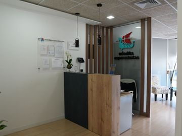 VENTA  OFICINA  96,66 MT2    EDIFICIO 100 BUSINESS CENTER