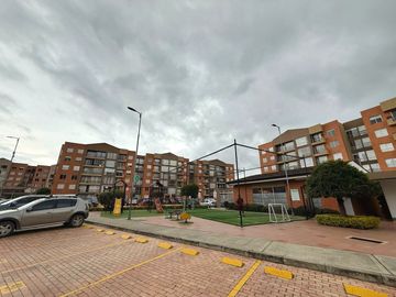 APARTAMENTO EN VENTA SECTOR HACIENDA CASABLANCA MADRID CUNDINAMRCA