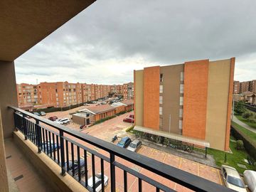 APARTAMENTO EN VENTA SECTOR HACIENDA CASABLANCA MADRID CUNDINAMRCA