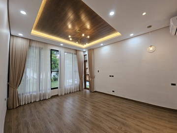 🏠 For Sale: Luxurious Modern Bungalow with Adult & Kiddie Pools in Pamplona, Las Piñas 🌴