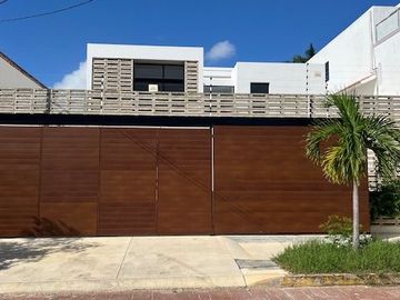 CASA EN VENTA EN EL CENTRO DE CANCÚN