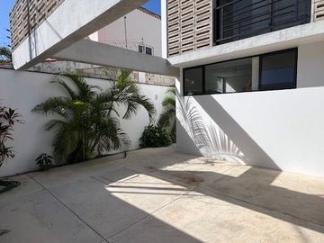 CASA EN VENTA EN EL CENTRO DE CANCÚN