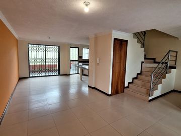 VENTA CASA INDEPENDIENTE INCHALILLO SECTOR SANGOLQUI