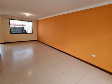 VENTA CASA INDEPENDIENTE INCHALILLO SECTOR SANGOLQUI