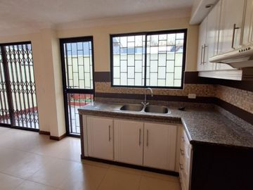 VENTA CASA INDEPENDIENTE INCHALILLO SECTOR SANGOLQUI