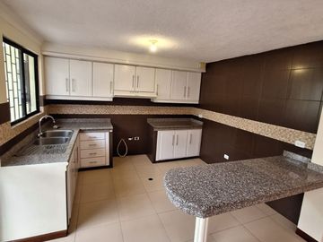 VENTA CASA INDEPENDIENTE INCHALILLO SECTOR SANGOLQUI
