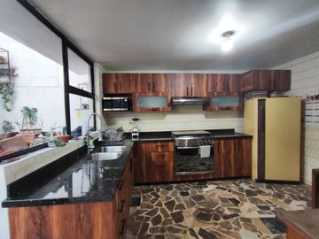 SAN MANUEL VENTA CASA EN ESQUINA 246M2  MUY CERCA DE LA 18 SUR, BUAP E INSTITUTO ORIENTE