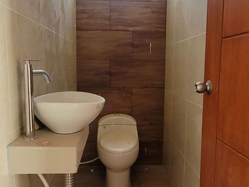 REMATE DEPARTAMENTO AMPLIO AL COSTADO DE LA UNIVERSIDAD SIPAN - CHICLAYO - PIMENTEL