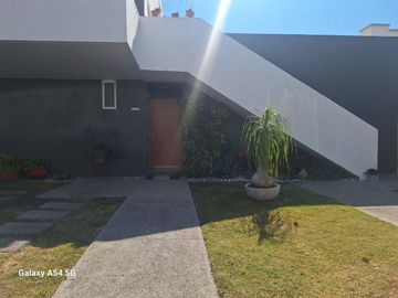 venta departamento en el mirador Querétaro Planta baja duplex muy amplio y jardinado ef
