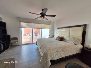 venta departamento en el mirador Querétaro Planta baja duplex muy amplio y jardinado ef