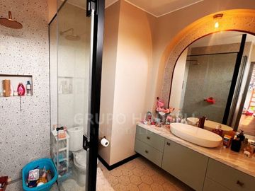 VENDO HERMOSO DUPLEX EN CHACARILLA DEL ESTANQUE