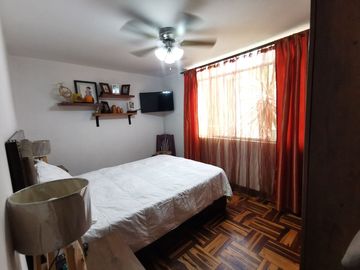 CASA MULTIFAMILIAR CON 4 DPTOS MAS TRERRAZA