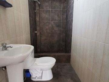 CASA MULTIFAMILIAR CON 4 DPTOS MAS TRERRAZA