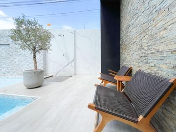 House in Nong Pla Lai Pattaya for Sale Prime Location Near Regent International School
