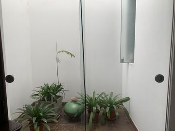 ALQUILO DPTO EN PRIMER PISO AMOBLADO EN SAN BORJA