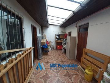 Venta hospedaje, centro, patente al día