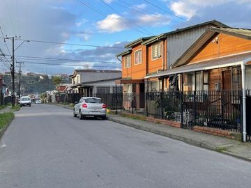 Vende casa en sector Población Antonio Varas, Puerto Montt.