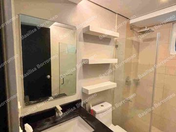 Spacious 1-Bedroom Condo in Cebu Business Park for Rent