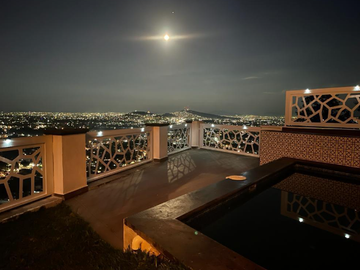Hermosa Casa en Venta Bugambilias 2da Seccion, Zapopan.