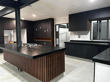 Increible Casa en Venta en Colonia Providencia, Guadalajara