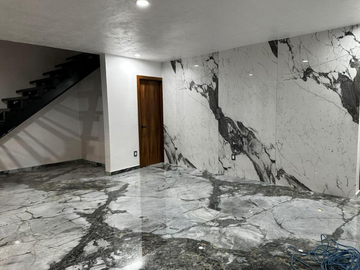 Increible Casa en Venta en Colonia Providencia, Guadalajara