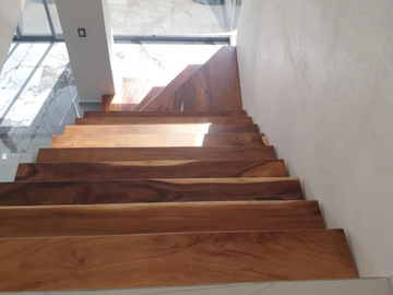 Increible Casa en Venta en Colonia Providencia, Guadalajara