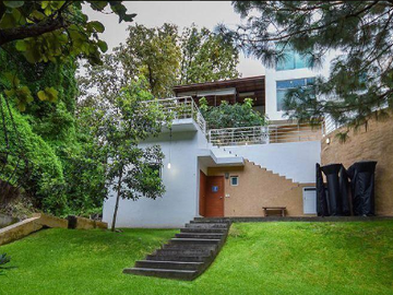 Hermosa Casa en Venta El Palomar, Tlajomulco.