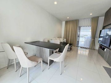 townhome, Igent Village, Phatthanakan, 3 floors, 26 sq m, beautifully decorated, ready to move in
