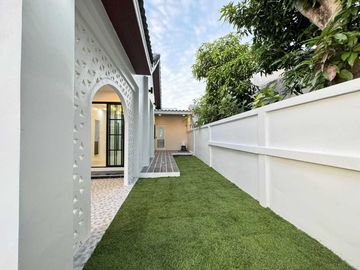 Townhouse for sale, 3 bedrooms, 2 bathrooms, Mueang Phuket, Phuket