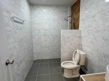 Townhouse for sale, 3 bedrooms, 2 bathrooms, Mueang Phuket, Phuket
