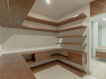 Casa en Venta en Bosque de Los Lagos, Zapopan con Excelente Precio