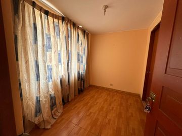 VENTA DE DEPARTAMENTO TRIPLEX - CALLE LAS VIOLETAS – SAN LUIS