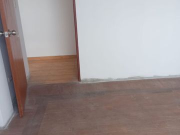 VENTA DE DEPARTAMENTO DUPLEX, 3 DORM. -  CALLE LAS VIOLETAS – SAN LUIS