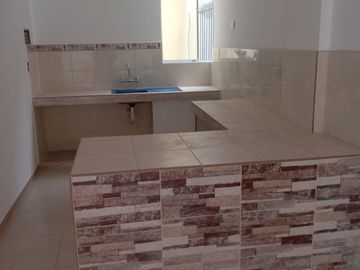 VENTA DE DEPARTAMENTO DUPLEX, 3 DORM. -  CALLE LAS VIOLETAS – SAN LUIS