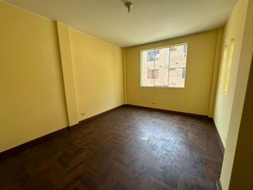 VENTA DE DEPARTAMENTO DUPLEX, 2 DORM. -  CALLE LAS VIOLETAS – SAN LUIS