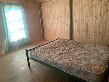 Se vende parcela 5.123 m2 con casa amoblada en Pelarco
