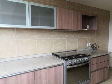 VENTA DEPARTAMENTO MORELIA EN CLUB DE GOLF ALTOZANO