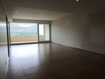 VENTA DEPARTAMENTO MORELIA EN CLUB DE GOLF ALTOZANO
