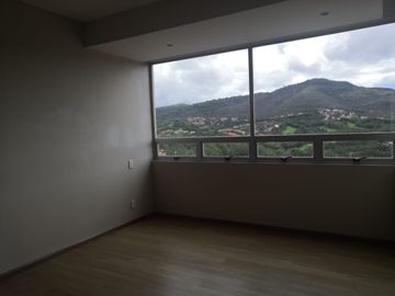 VENTA DEPARTAMENTO MORELIA EN CLUB DE GOLF ALTOZANO