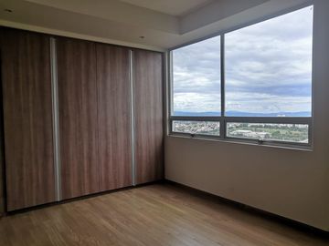 VENTA DEPARTAMENTO MORELIA EN CLUB DE GOLF ALTOZANO