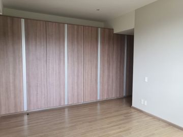 VENTA DEPARTAMENTO MORELIA EN CLUB DE GOLF ALTOZANO