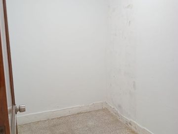 VENTA DE CASA COMO TERRENO 3 PISOS MIRAFLORES