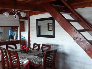 CASA, ISLA PULUQUI, CALBUCO, REGION DE LOS LAGOS
