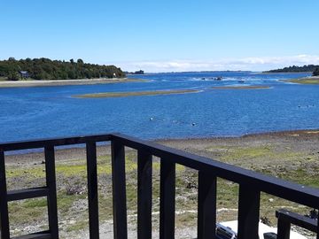 CASA, ISLA PULUQUI, CALBUCO, REGION DE LOS LAGOS