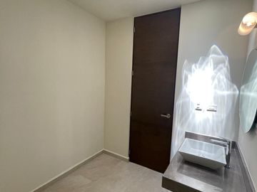 TOWNHOUSE EN TEMOZON NORTE
