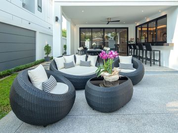 Modern 4 Bedroom Pool Villa in Hang Dong for Sale