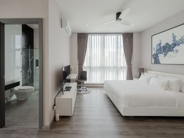 Modern 4 Bedroom Pool Villa in Hang Dong for Sale