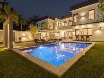 Modern 4 Bedroom Pool Villa in Hang Dong for Sale